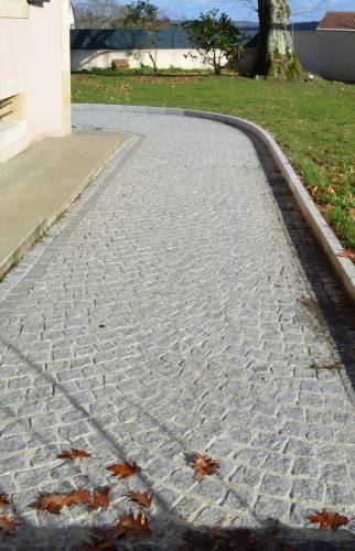 Réalisation d'une allée en pavés 