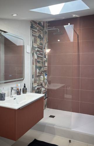 Salle de bain design La Maison Des Travaux Ales