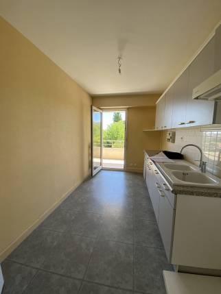 Rénovation de cuisine - cuisine fermée avant travaux - Cholet 49