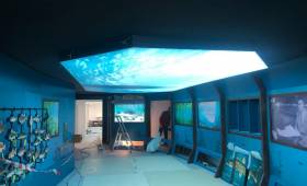 Pose d'une toile tendue aux murs et aux plafonds 