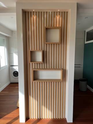 Décoration murale menuisé dans un appartement rénové - Nantes 44