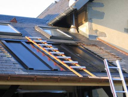 Intégration toiture système chauffage solaire Poissy