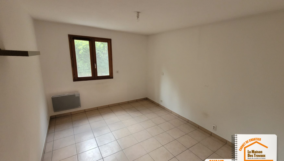 La Maison des Travaux Moûtiers, courtier rénovation Albertville, portes intérieures rénovées, projet rénovation Savoie, appartement modernisé Albertville