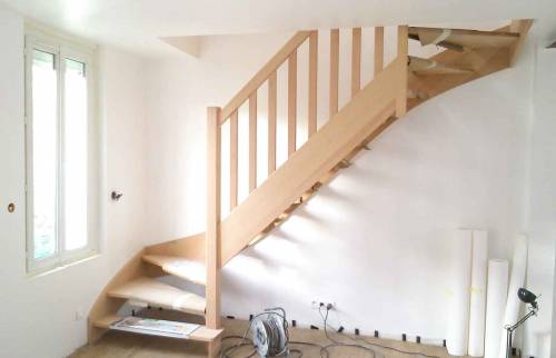 Pose escalier Double quart tournant