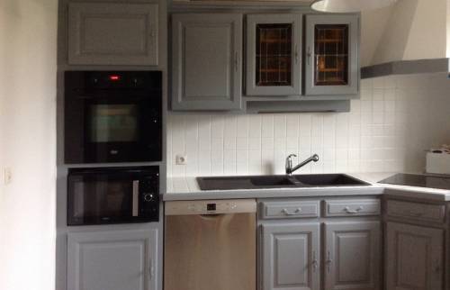 Cuisine rénovée coin évier