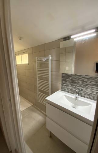 rénovation salle de bain residence secondaire La Maison Des Travaux Ales