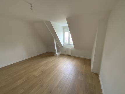 Chambre rénovée et isolée Beaurains