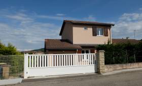 Surélévation de toiture en ossature bois pour agrandir une maison - Lissieu (69380)