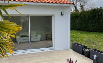 Création d'une terrasse parquet imitation bois à Vertou