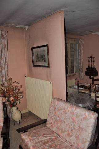 Ancien salon séjour avant travaux de rénovation de maison - Brie-Comte-Robert 77170