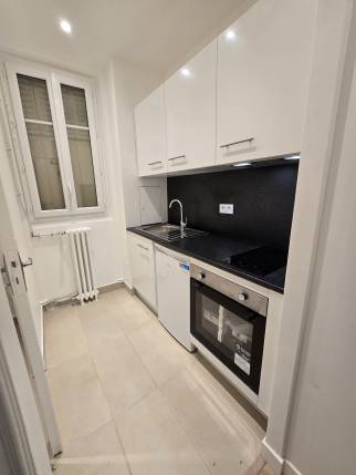 Rénovation complète de cuisine dans un appartement ancien à Sète (34200) après