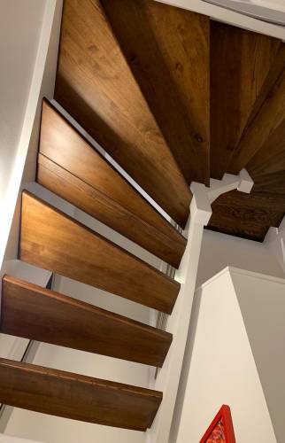 Escalier sur mesure à Village Neuf