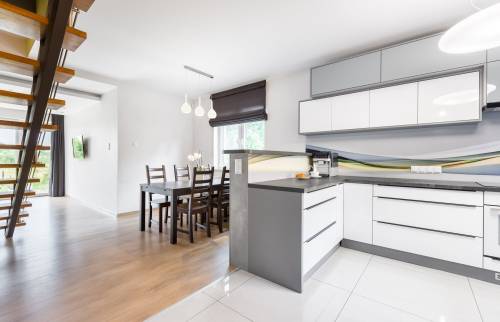 Rénovation d'une cuisine par la maison des travaux