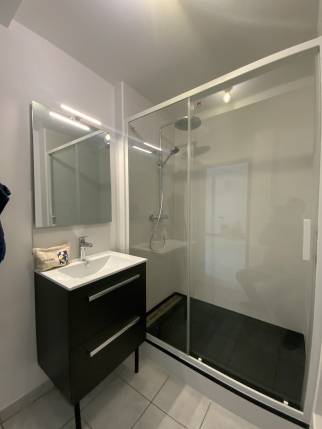 Salle de bain après