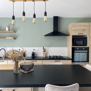 Cuisine, bois, vert sauge, architecte et décoratrice d'intérieur à Rennes