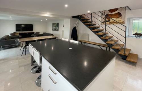 Escalier depuis la cuisine