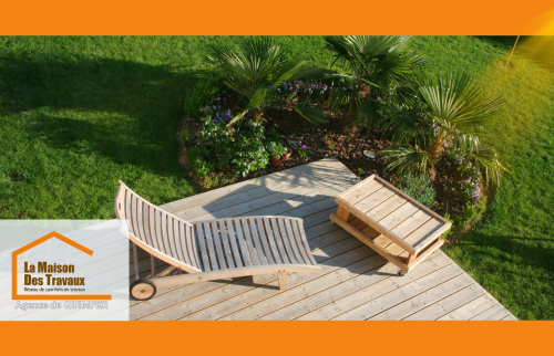 Une terrasse à Quimper avec une chaise longue