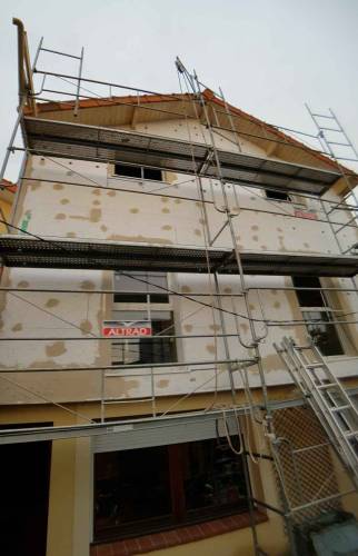 Isolation thermique par l'extérieur d'une maison après agrandissement - Nanterre