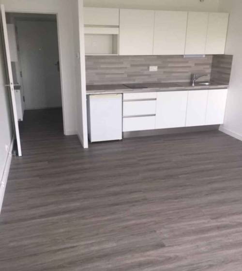 Cuisine salle à manger et pièce de vie après rénovation - Nantes 44