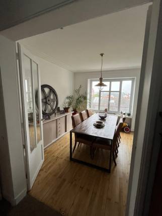 Salle à manger dans un appartement rénové - Nantes 44