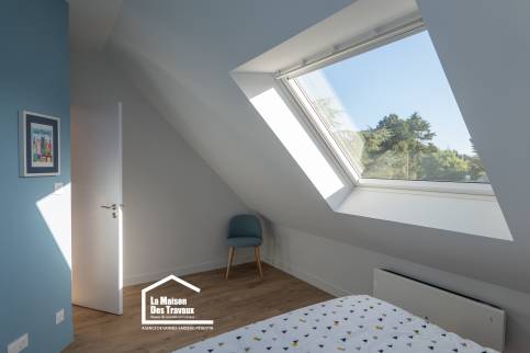 Chambre fonctionnelle pour accueillir famille et amis