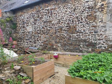 Terrasse et maçonnerie à Dol de Bretagne