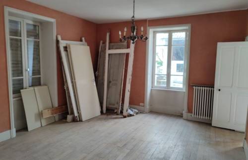 Début d’une rénovation complète d’une maison de maître sur Ruy Montceau