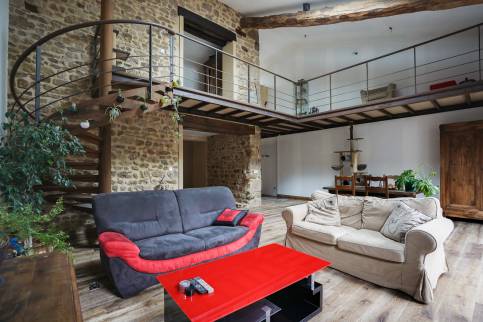 Réhabilitation d'une maison de village dans le Val de Saône, Lyon Ouest - Travaux d'isolation thermique, electricité, plomberie, chauffage