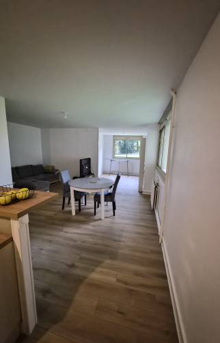 Rénovation du sol dans la pièce de vie
