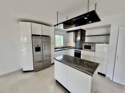 Pose de cuisine équipée Saint-Aygulf