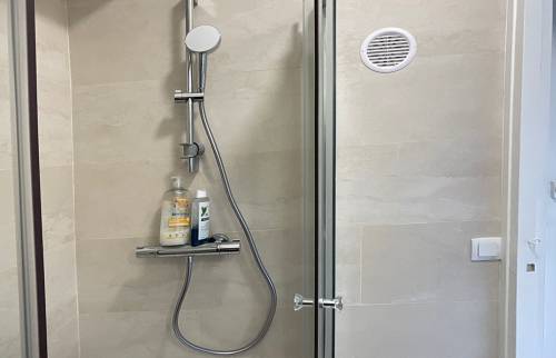 Salle de bain rénovée, la douche