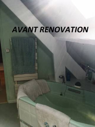 Ancienne salle de bain du 1er étage (Varennes-Jarcy 91480)