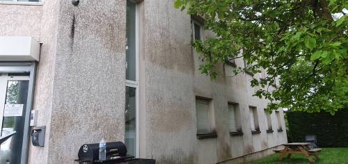 Façade de locaux professionnels avant travaux de ravalement - Brie-Comte-Robert 77170