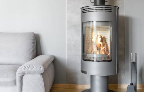 Installer un poêle à bûche 