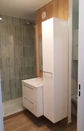 SALLE DE BAIN MODERNE
