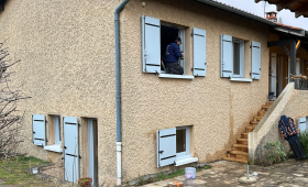 Changement des fenêtres et portes d’une maison à Saint-Genis-Les-Ollières 69290