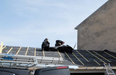 Travaux de charpente et couverture : projet en cours, Genay (69730)