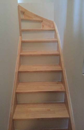 Escalier - Surélévation d'une maison de 24 m² à Port Saint Père