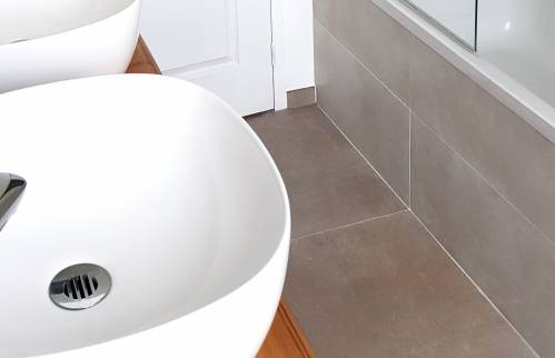 Salle de bain - Carrelage - architecte 44, maçon 44, plaquiste 44, peintre 44, carreleur 44, plombier 44, électricien 44, menuisier 44, charpentier 44, couvreur 44