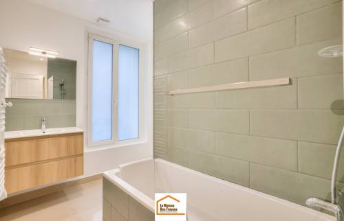 Rénovation de fenêtre de salle de bain