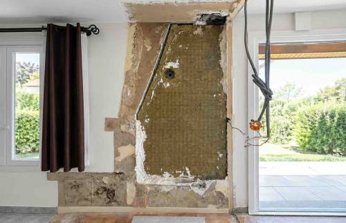 Installation d’un poêle à bois à Saint-Genis-les-Ollières 69290 pendant les travaux