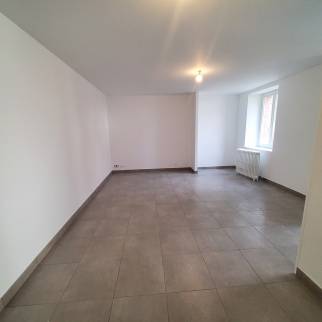 Après travaux: isolation placo, électricité, chauffage, peinture et carrelage