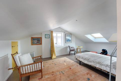 Aménagement de chambre sous combles