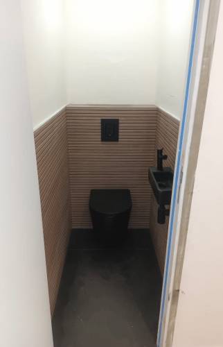 Toilettes rénovées