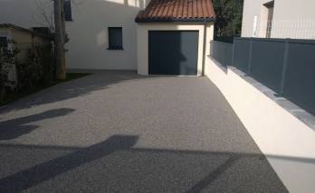 Sol devant garage Olivet