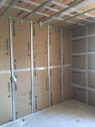 Pose d'un isolant intérieur dans un appartement en rénovation - Nantes 44