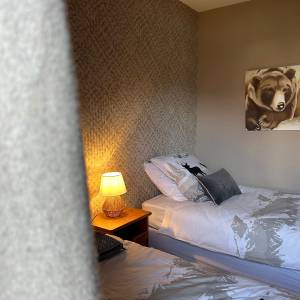 Appartement rénové à Bourg-Saint-Maurice par Justine Cluzel Ribes pour Airbnb