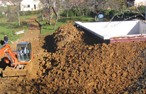 Terrassement pour l'installation d'une piscine couverte, pessac