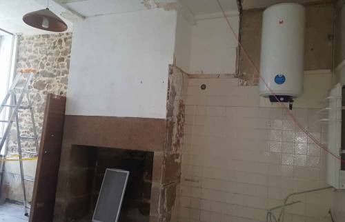 Rénovation d'un mur chaux Intra-muros