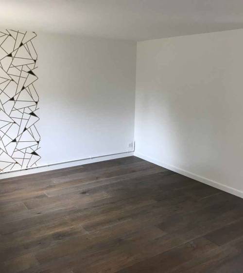 Revêtement PVC imitation parquet dans le salon